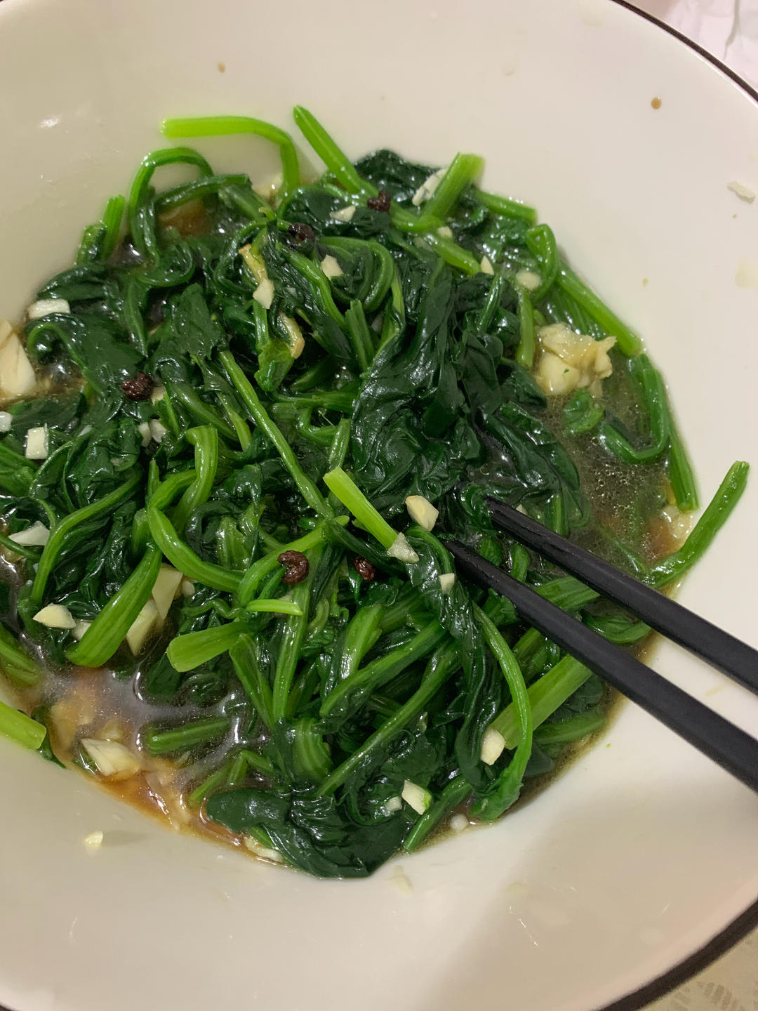 凉拌菠菜(家传秘方)