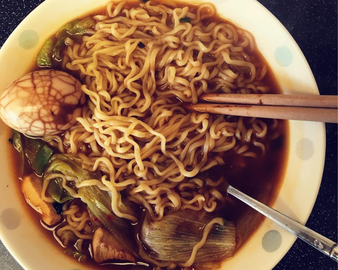 【美味的泡面的做法步骤图，美味的泡面怎么做好吃】ElsaJ_下厨房