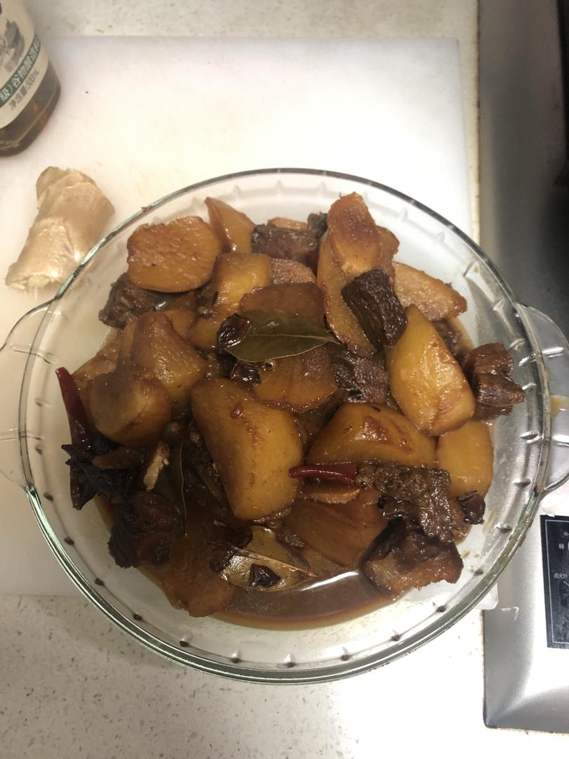 萝卜炖牛肉