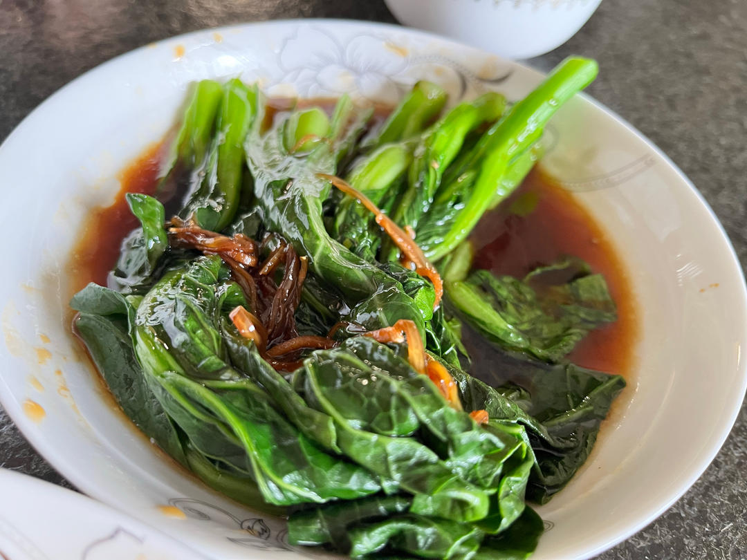海鲜汁又叫白灼汁，只要学会这个料汁的做法，所有白灼菜系通通拿下