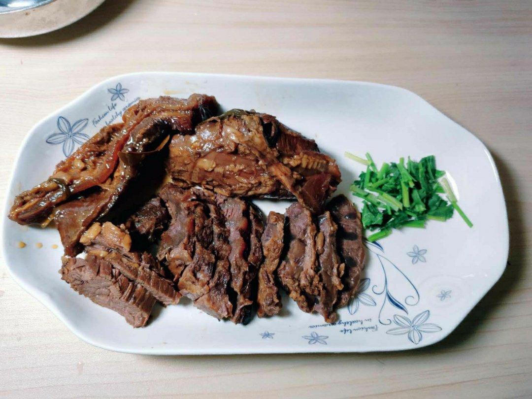 隔壁小孩馋哭了的卤牛肉