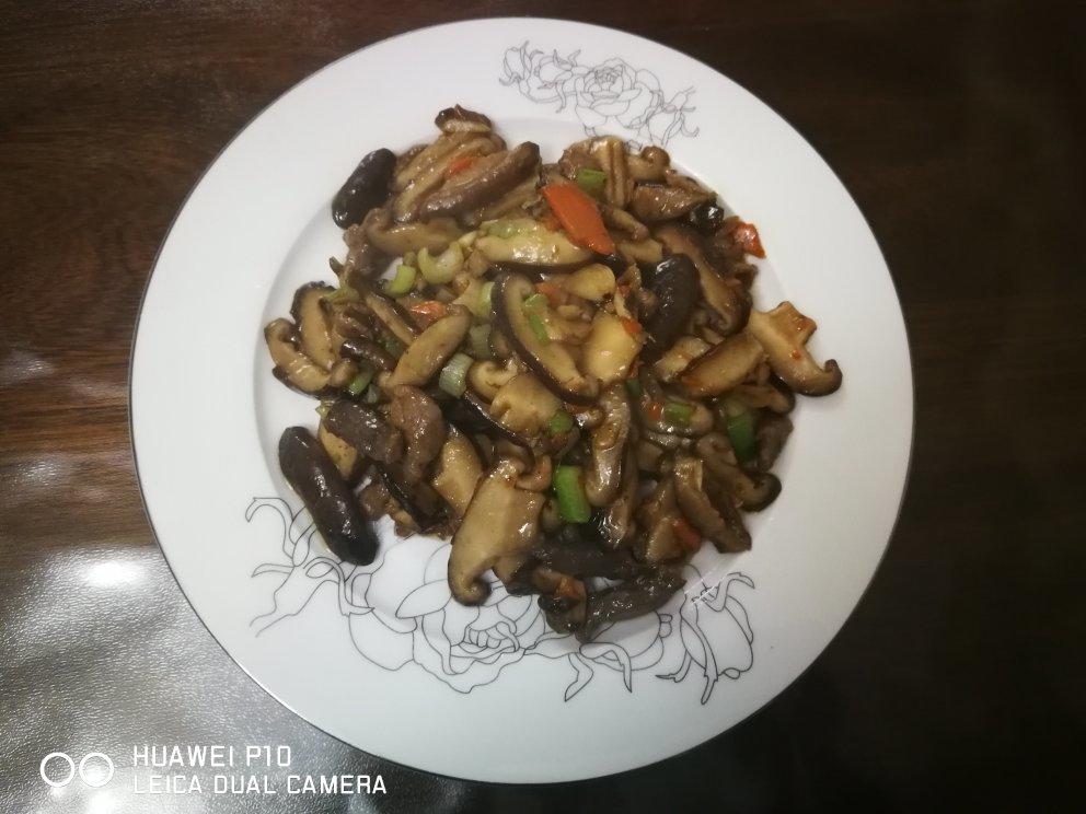 香菇炒肉