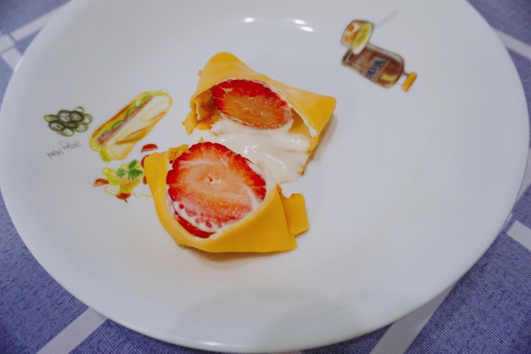 草莓班戟