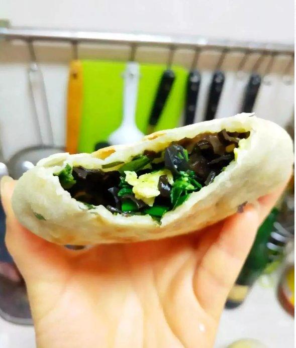 韭菜鸡蛋馅儿饼