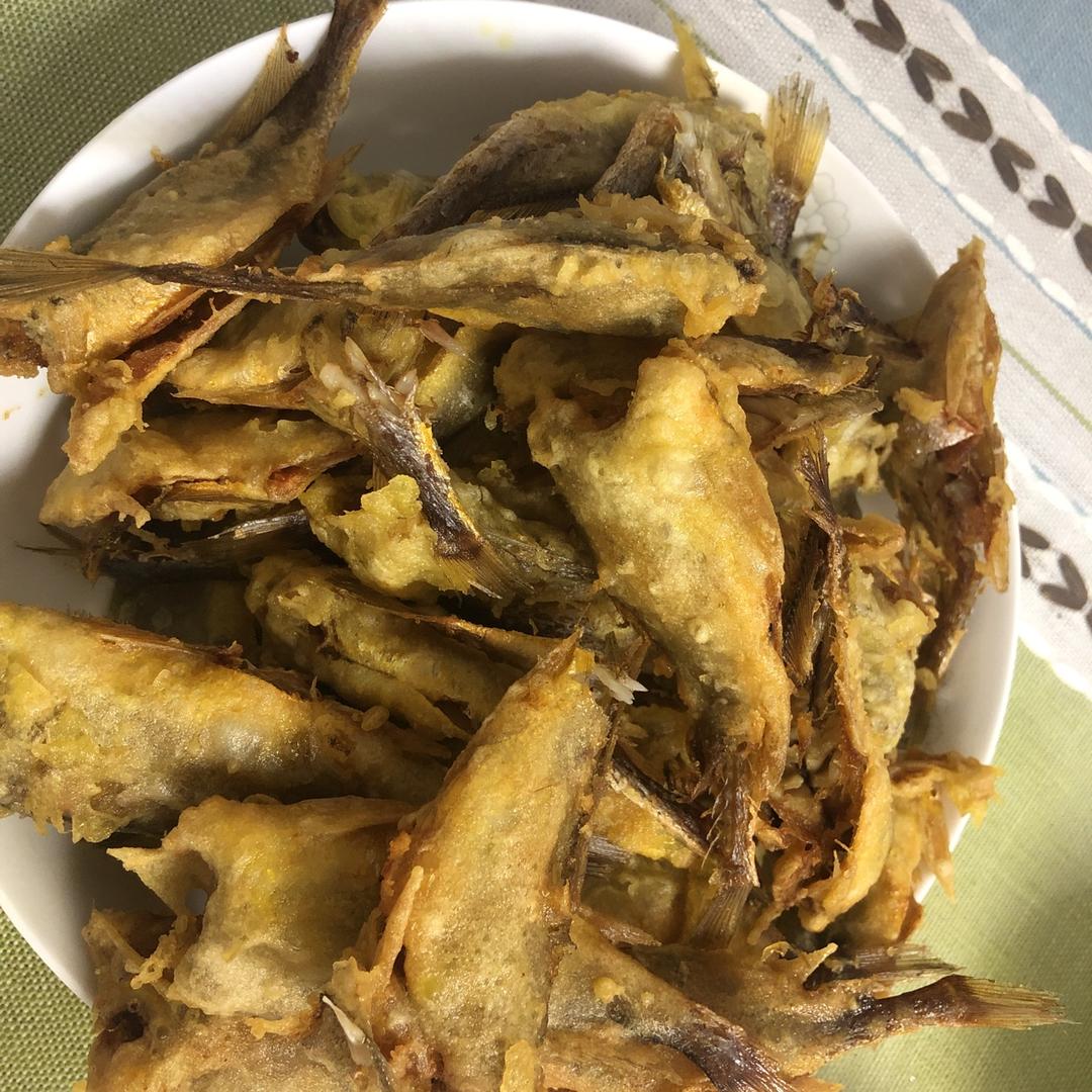 酥炸小黄花鱼