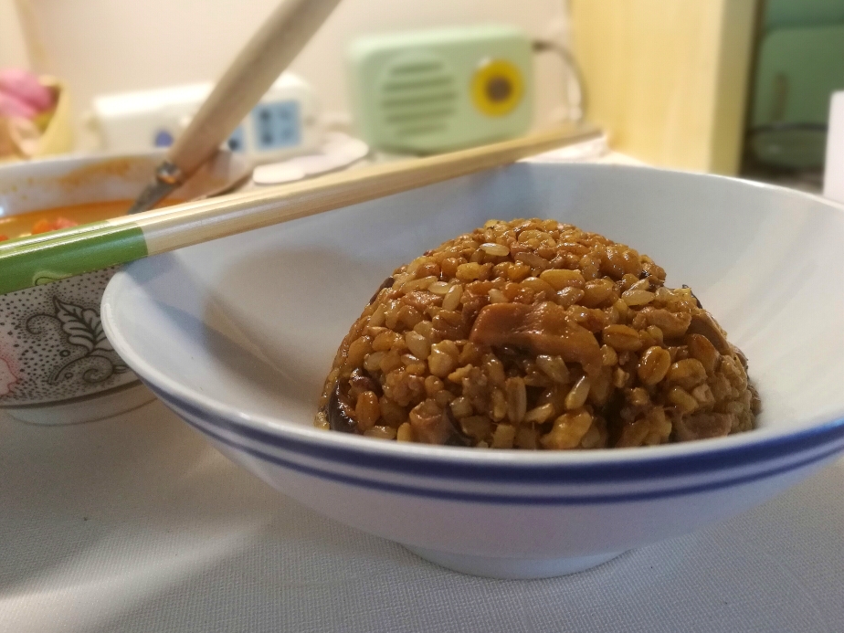 煲饭 🍚 核桃香菇麦仁饭