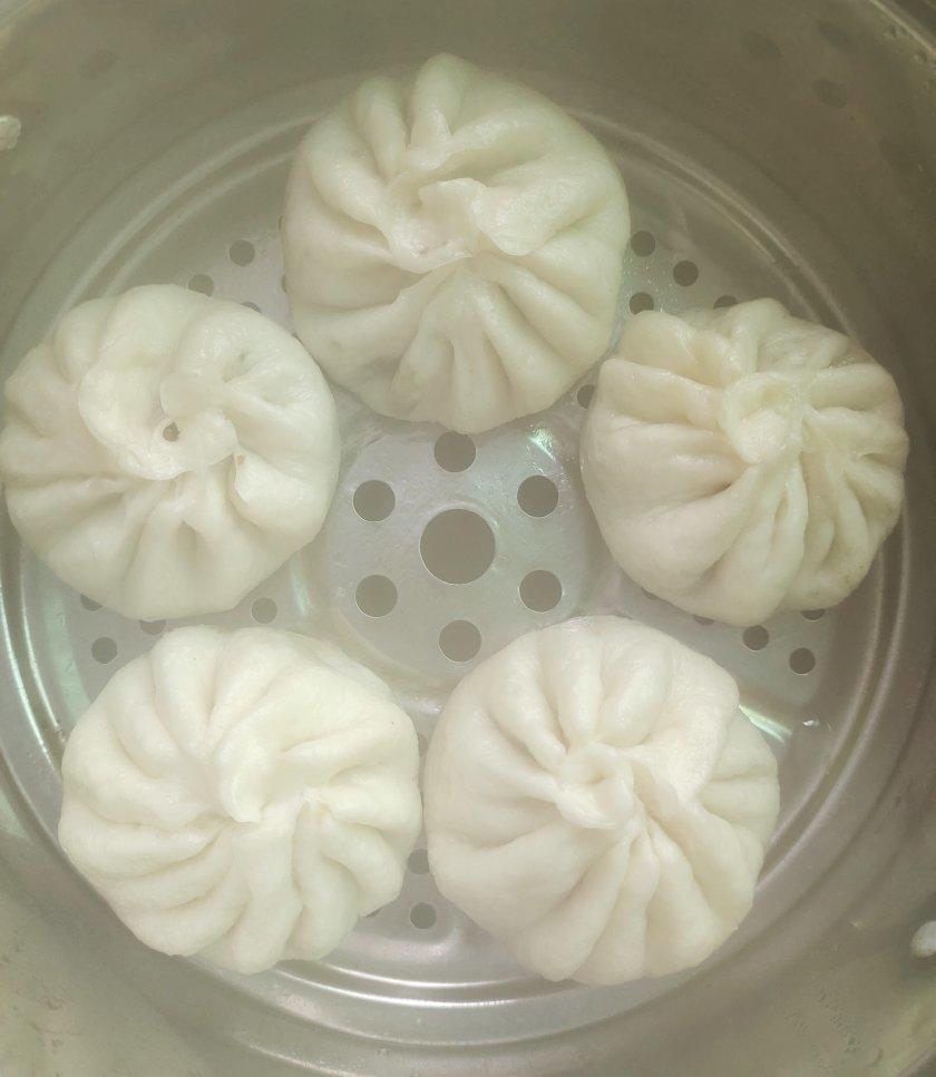 芽菜大肉包