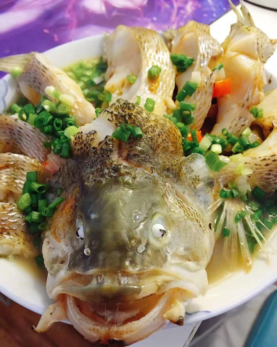 孔雀开屏清蒸鱼