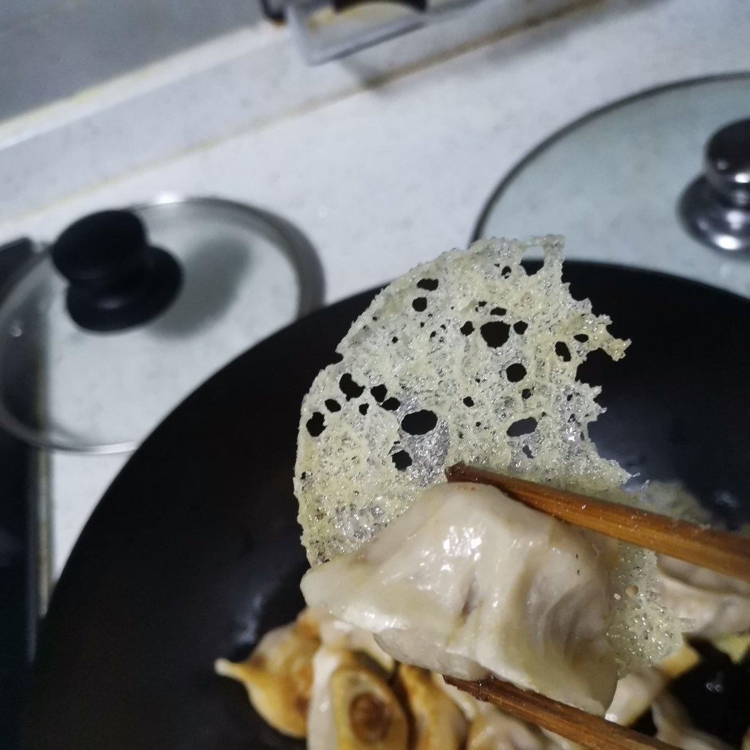 冰花蕾丝煎饺