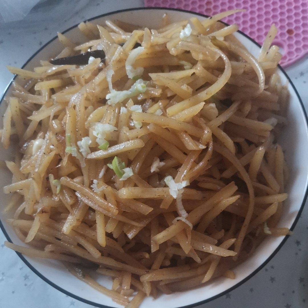 酸辣土豆丝的家常做法 超级下饭