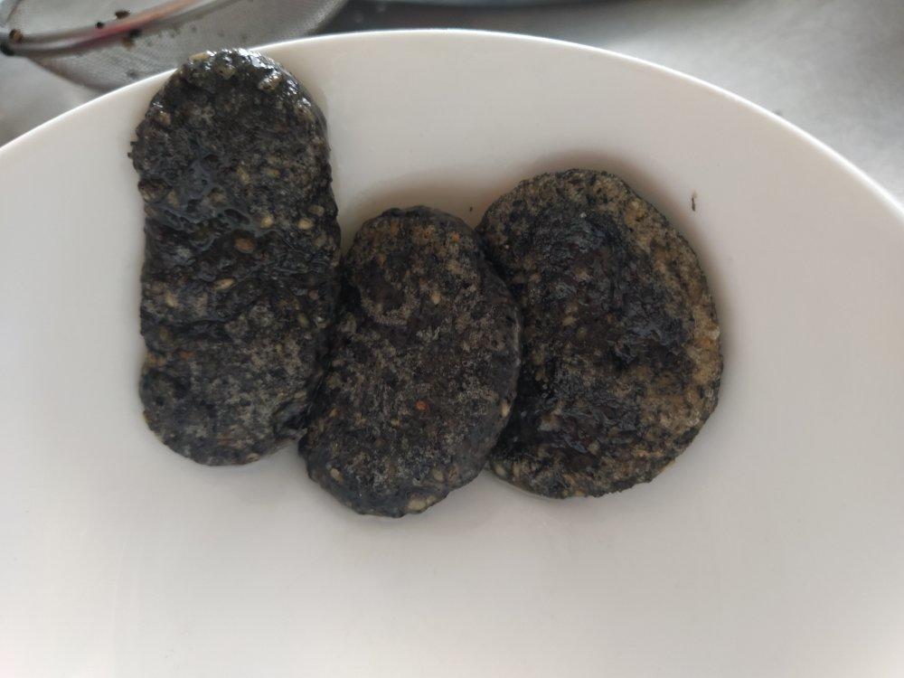 ㊙️营养又好吃的黑芝麻饼，香甜软糯超喜欢
