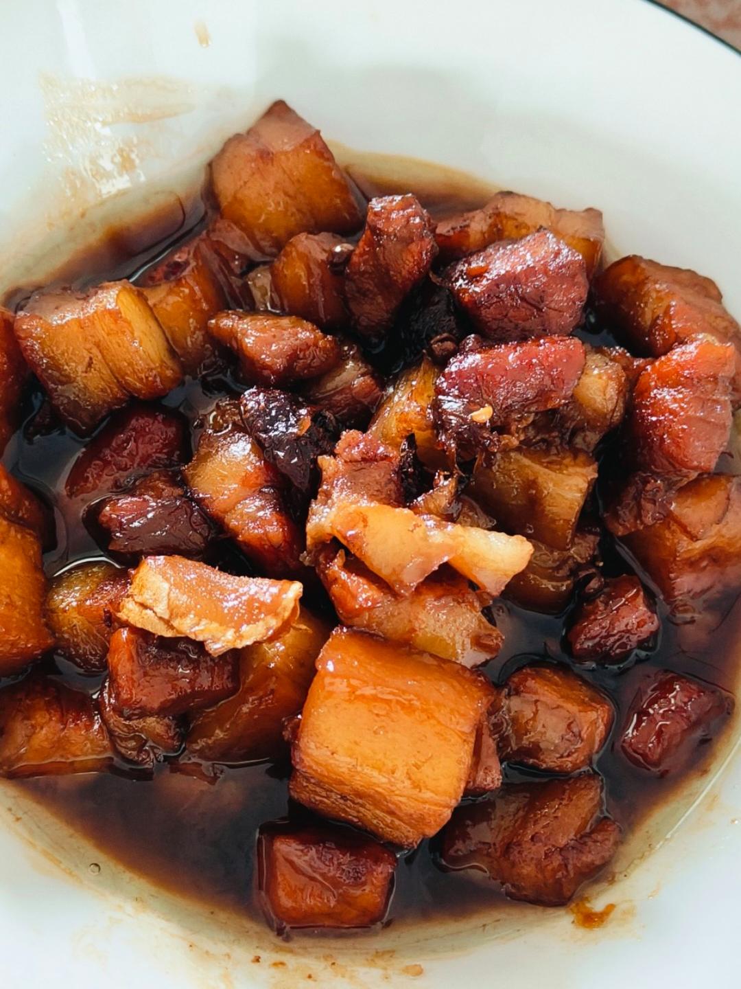 家常版的红烧肉（一点都不腻，软，糯)