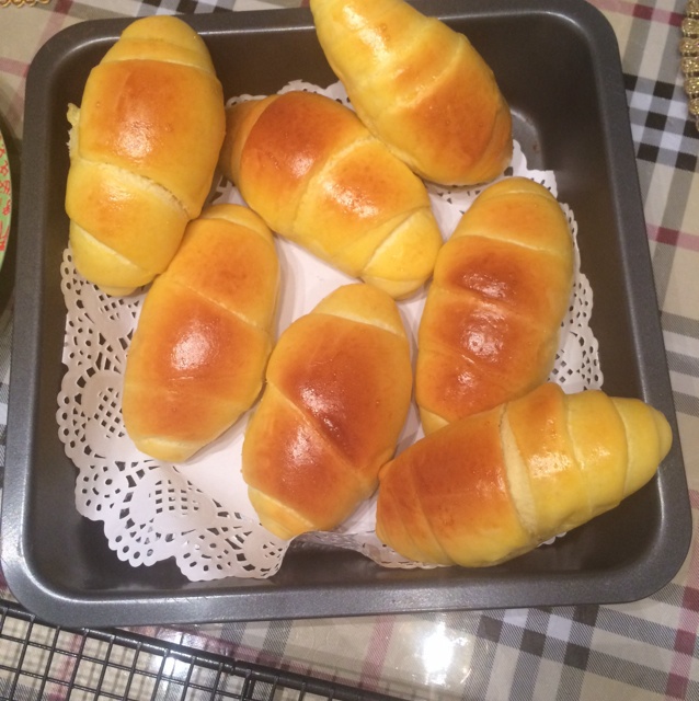 黄油面包卷
