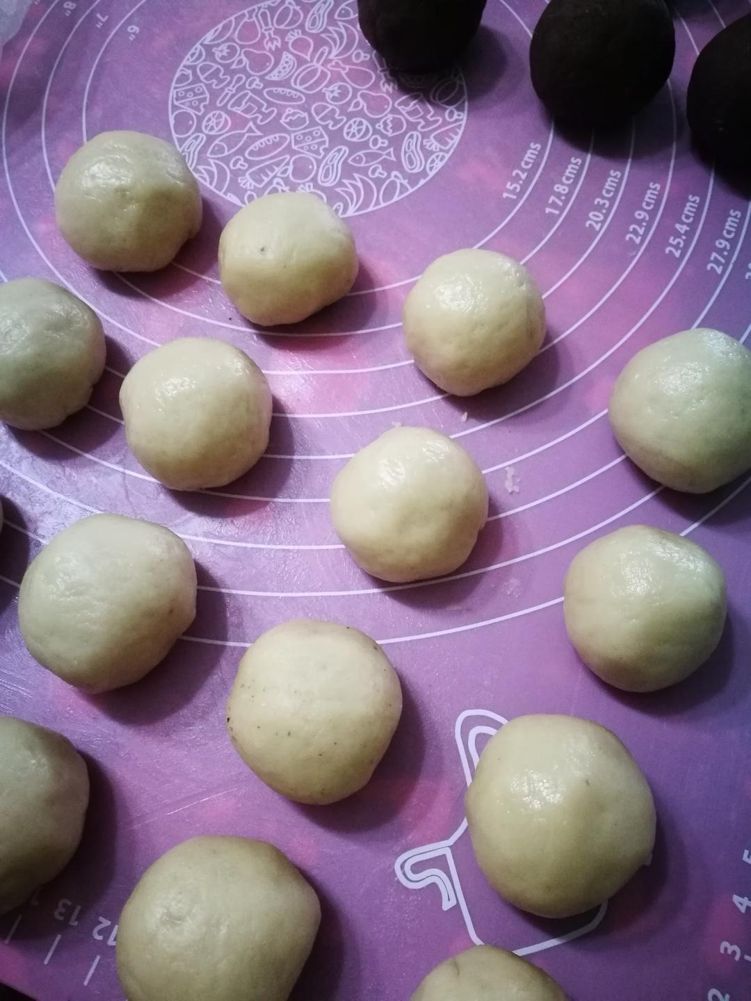 蛋黄酥
