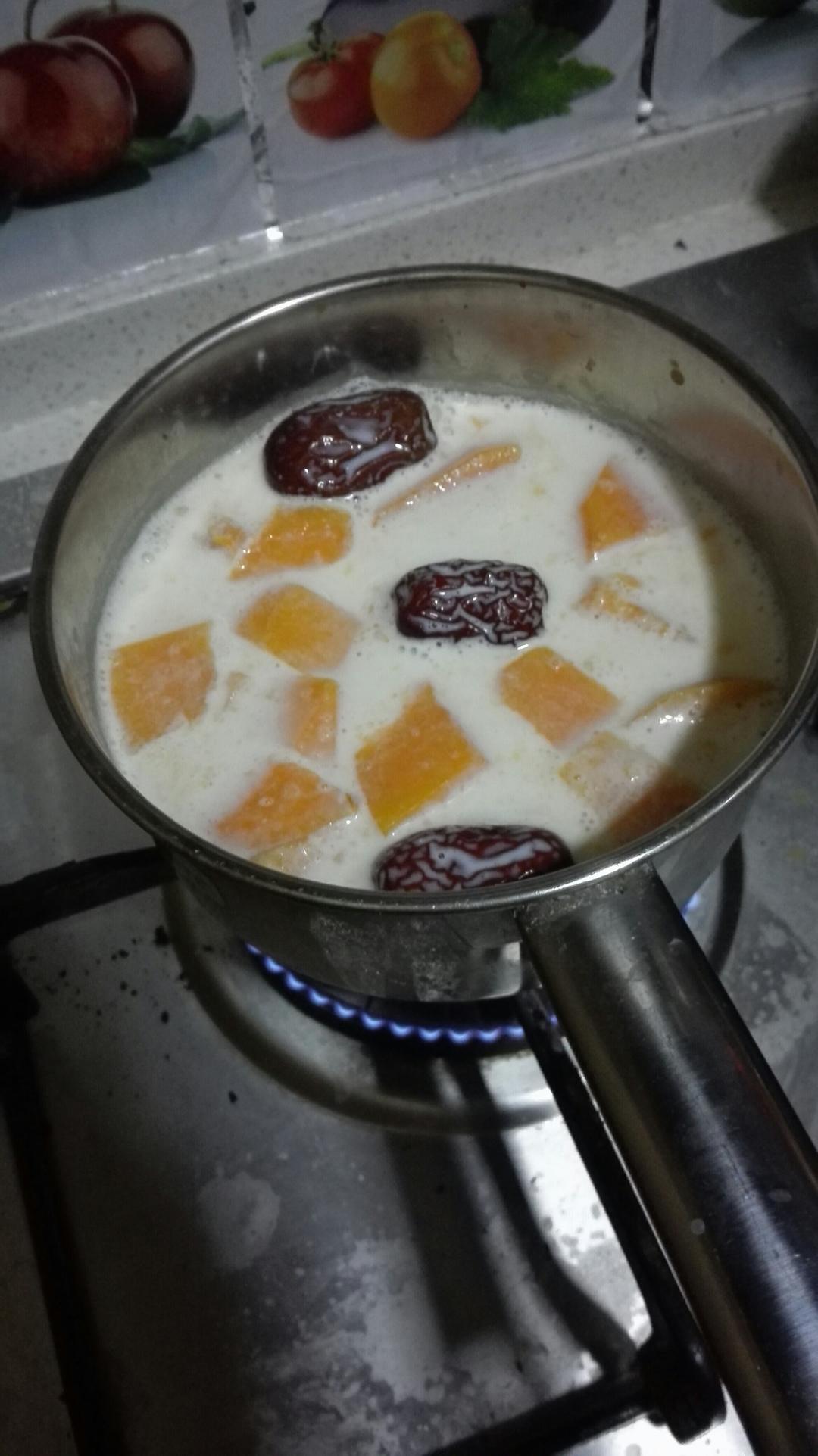 木瓜红枣炖牛奶