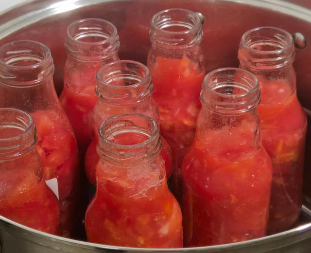 夏天必做的西红柿酱/罐头的做法
