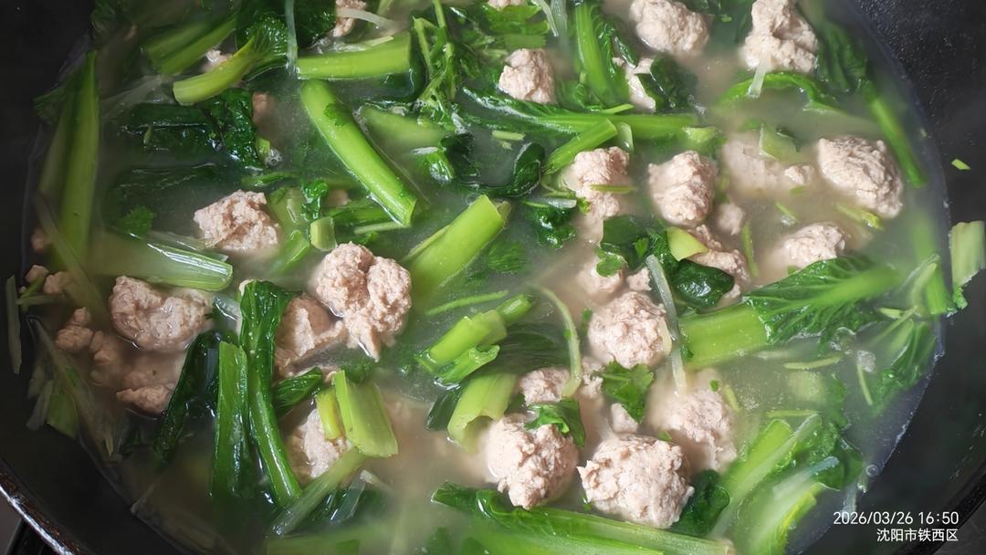 小白菜丸子汤