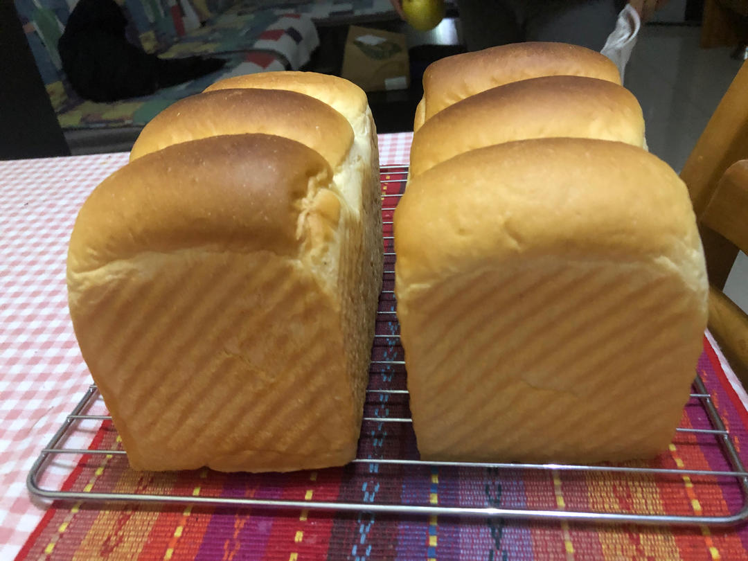 超柔牛奶棉花吐司（最详细的吐司食谱）