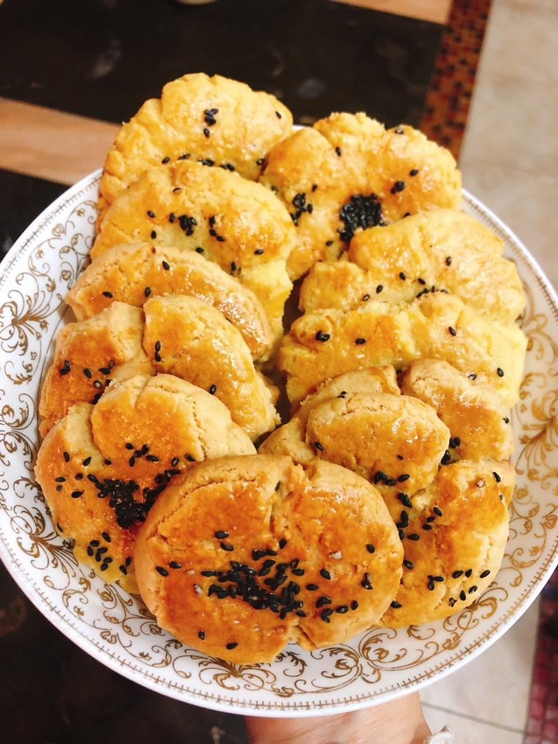 轻轻一按就碎掉的原味桃酥（不输猪油版）