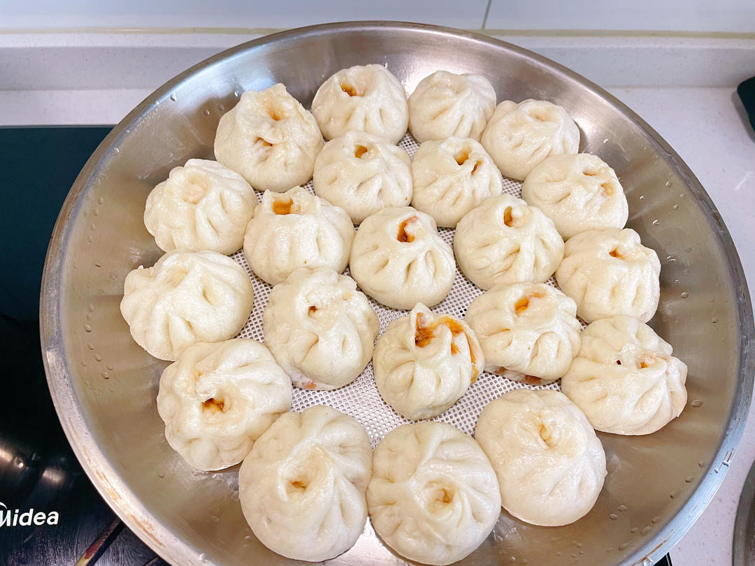 快手发面小笼包