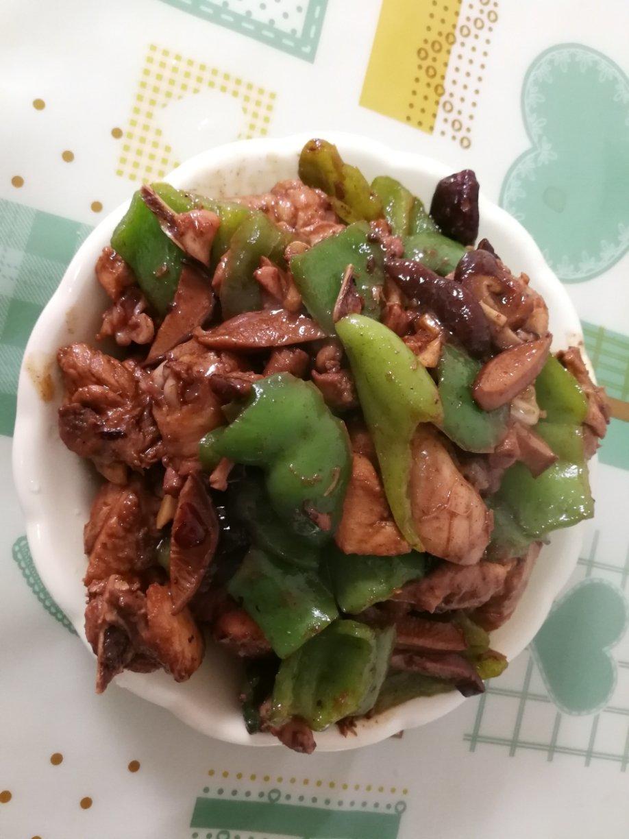 比饭店好吃很多倍的黄焖鸡