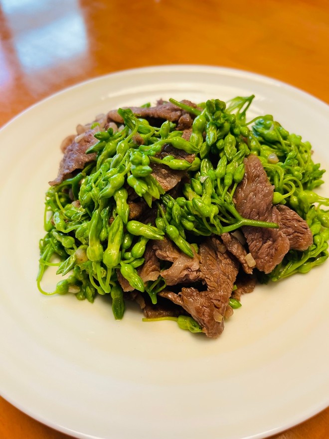 夜来香炒牛小排的做法步骤图 怎么做好吃 寶寶princess601 下厨房 夜来香炒牛小排的做法步骤图 怎么做好吃 寶寶princess601 下厨房