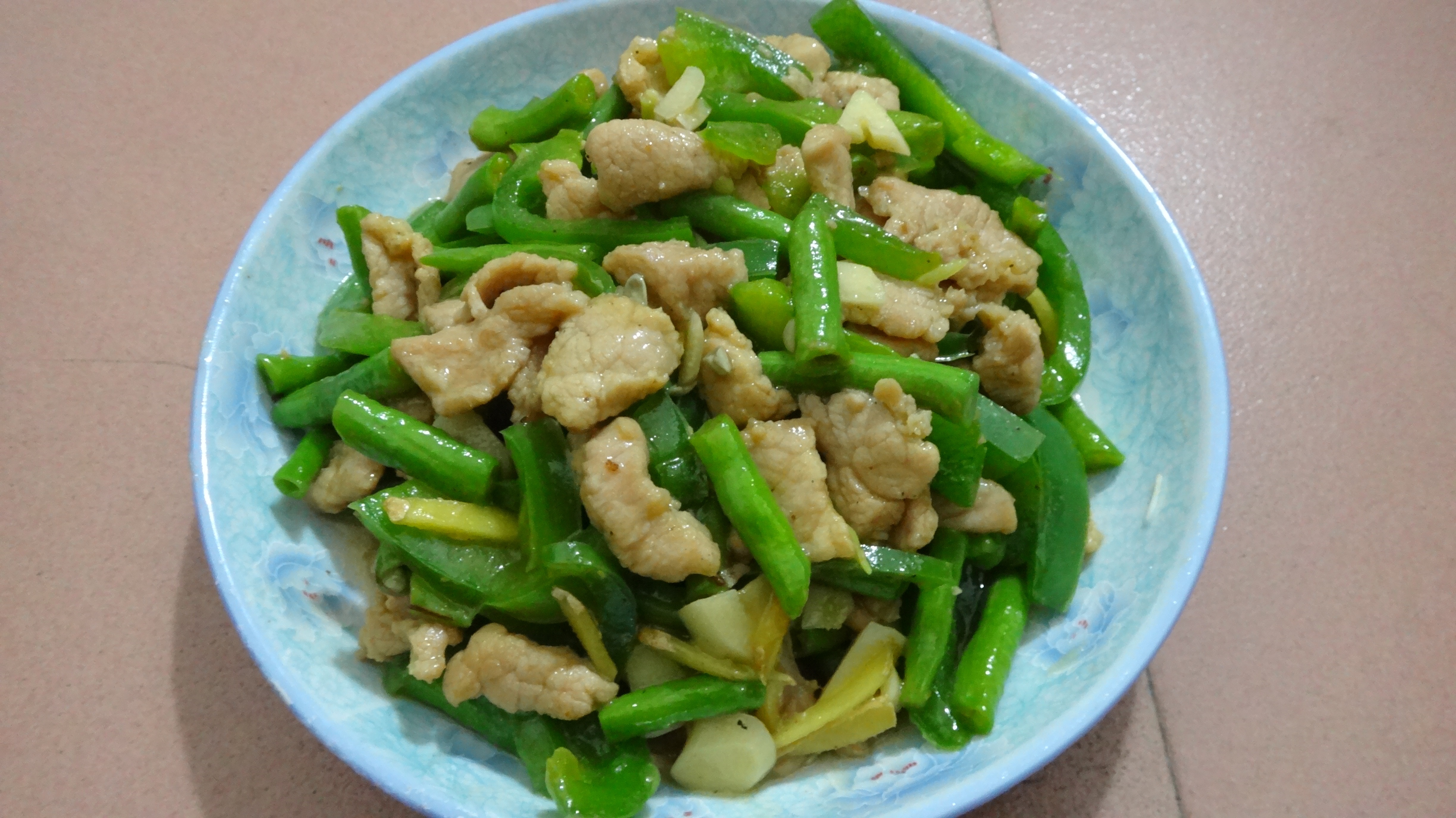 豆角炒肉