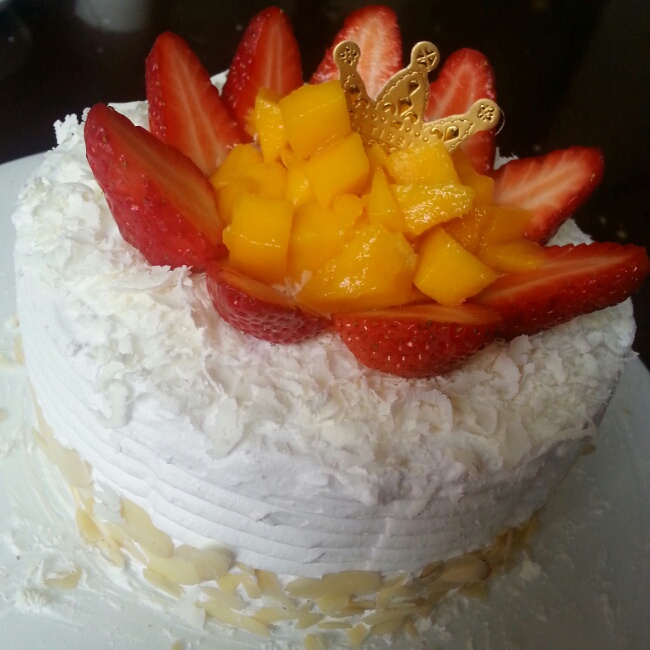 草莓戚风生日蛋糕