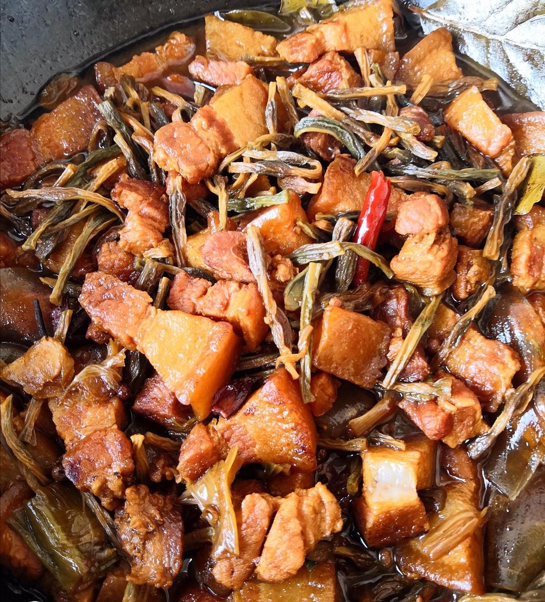 吃一块想两块不油不腻红烧肉