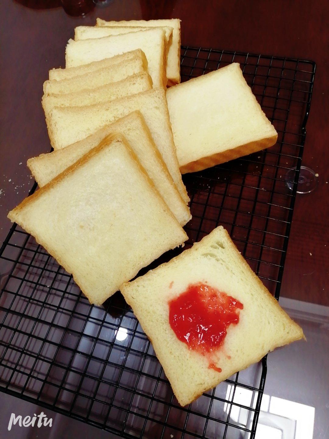 吐司，奶香手撕面包，超级香浓