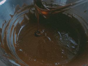 巧克力奶油慕斯蛋糕的做法 步骤15