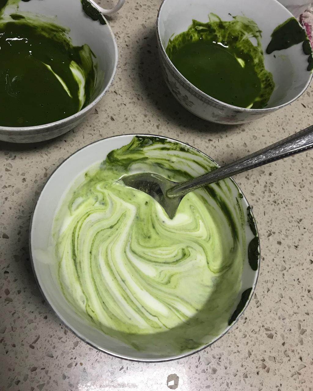 渐变抹茶慕斯蛋糕：我Amanda带着既美又作的抹茶甜点又来了！【曼食慢语】