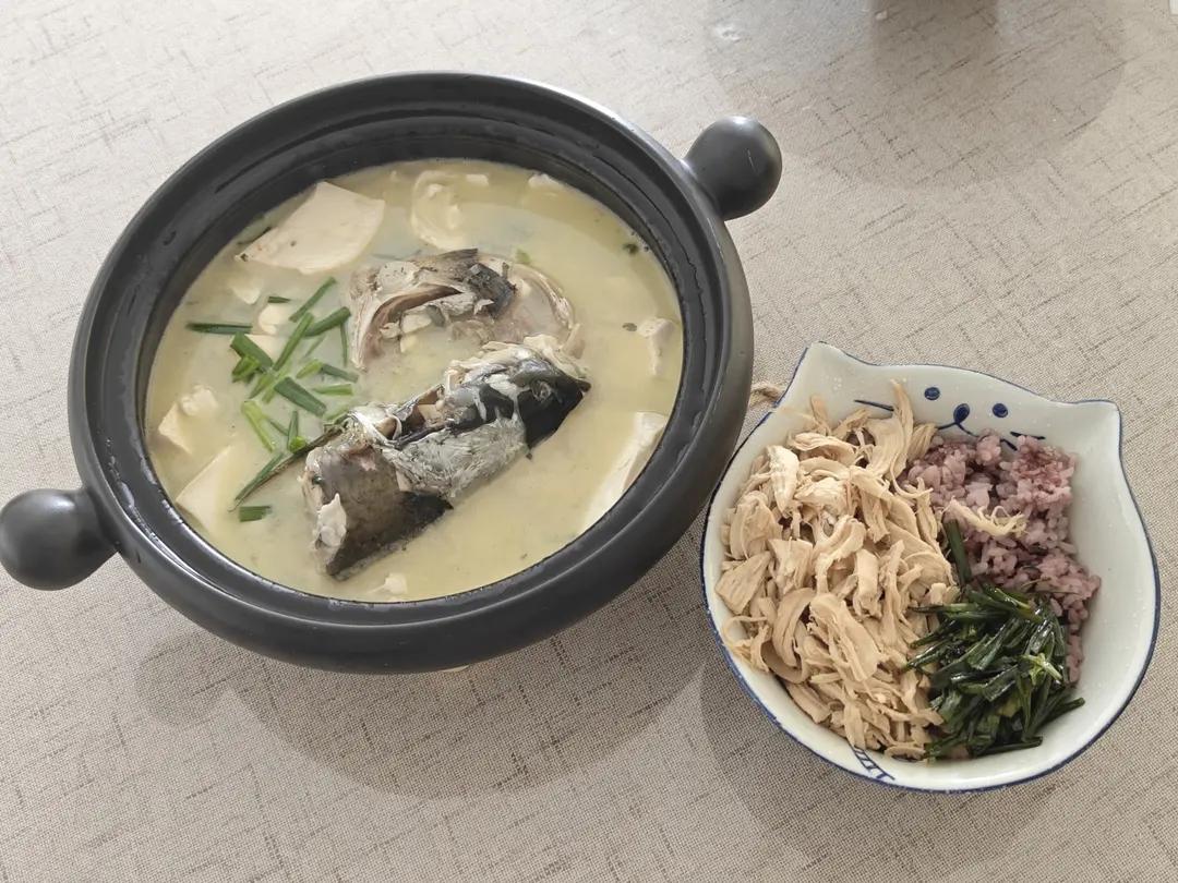 鱼头豆腐汤