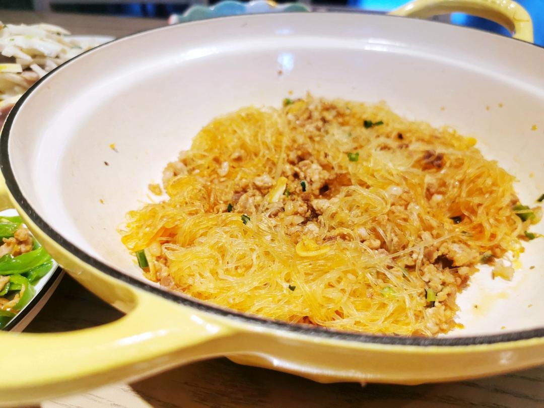胡萝卜炖牛肋条【5-6月北鼎珐琅锅食谱】