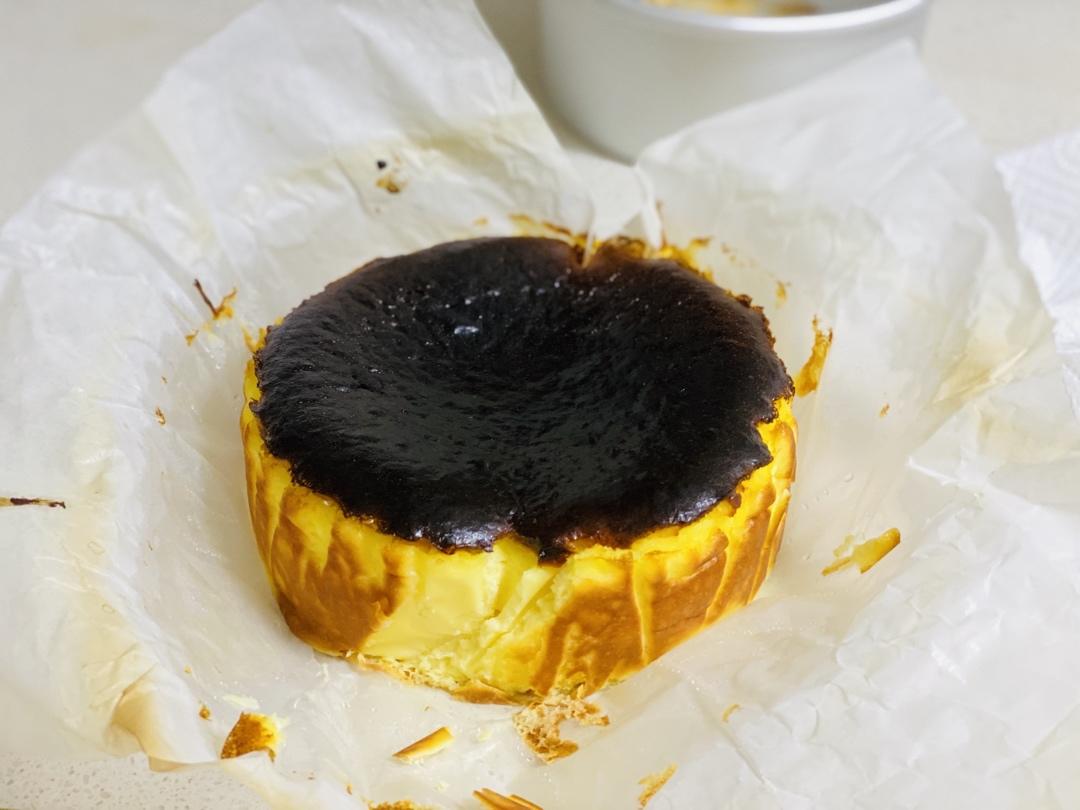 巴斯克烧焦芝士蛋糕