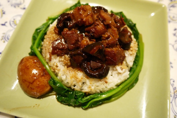 家常卤肉饭