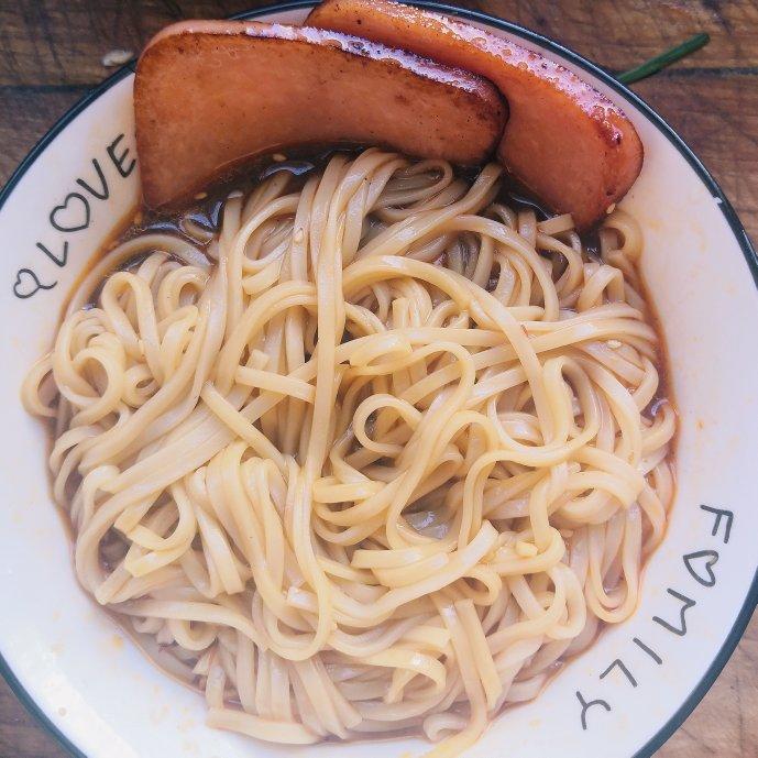 香辣酸汤面