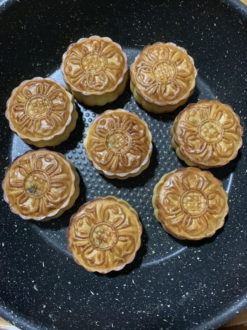 100克蛋黄豆沙月饼