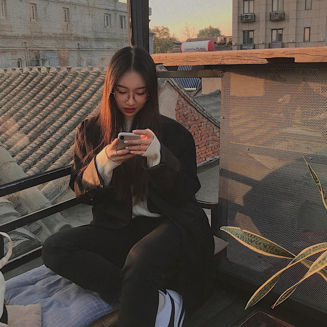 Kyrrrra_