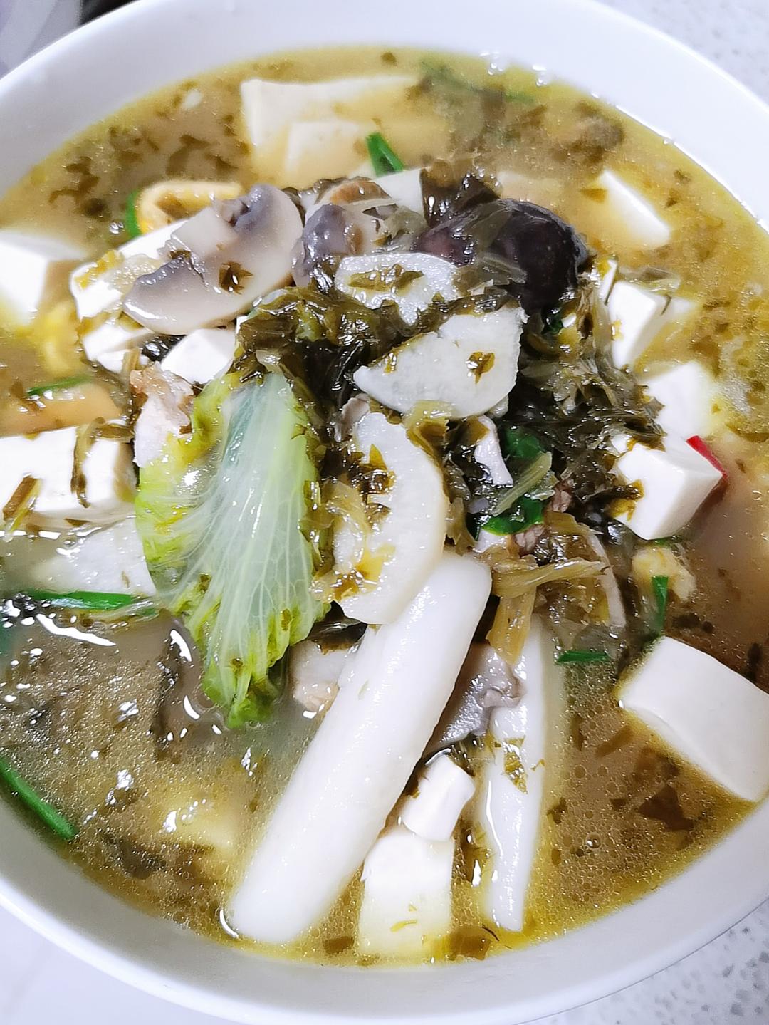 咕噜噜焖出一锅【嵊州豆腐年糕】！热乎鲜美，好吃省心！