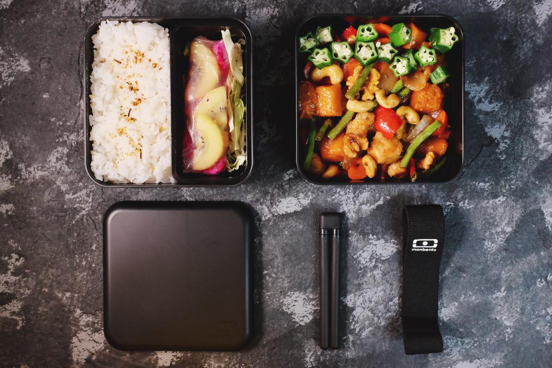 便当-鸡肉时蔬小炒的做法