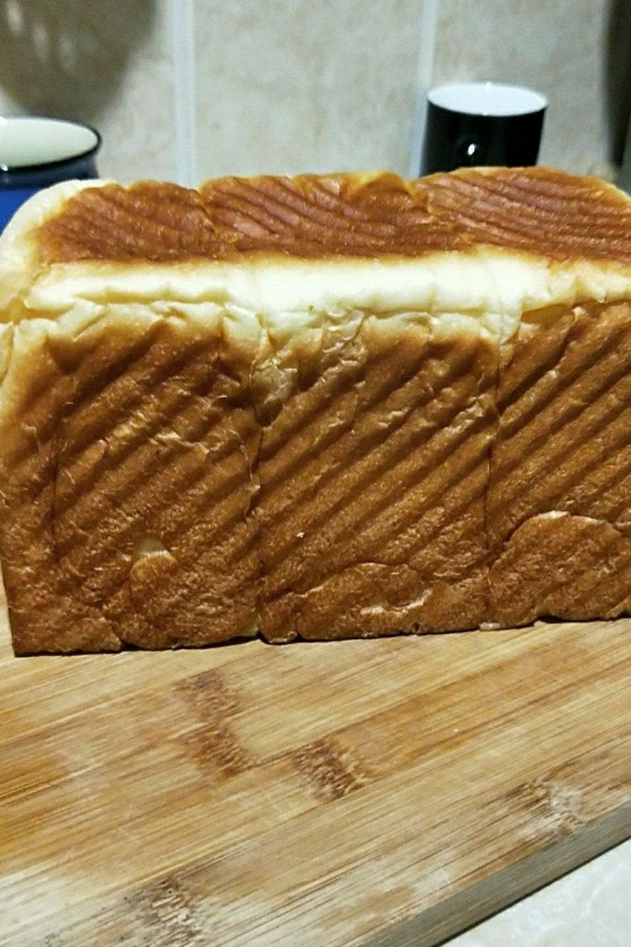 香葱肉松手撕吐司