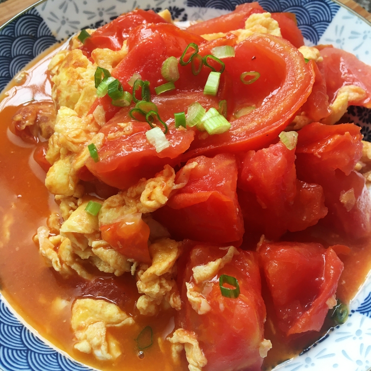 西红柿炒鸡蛋拌饭超美味的做法