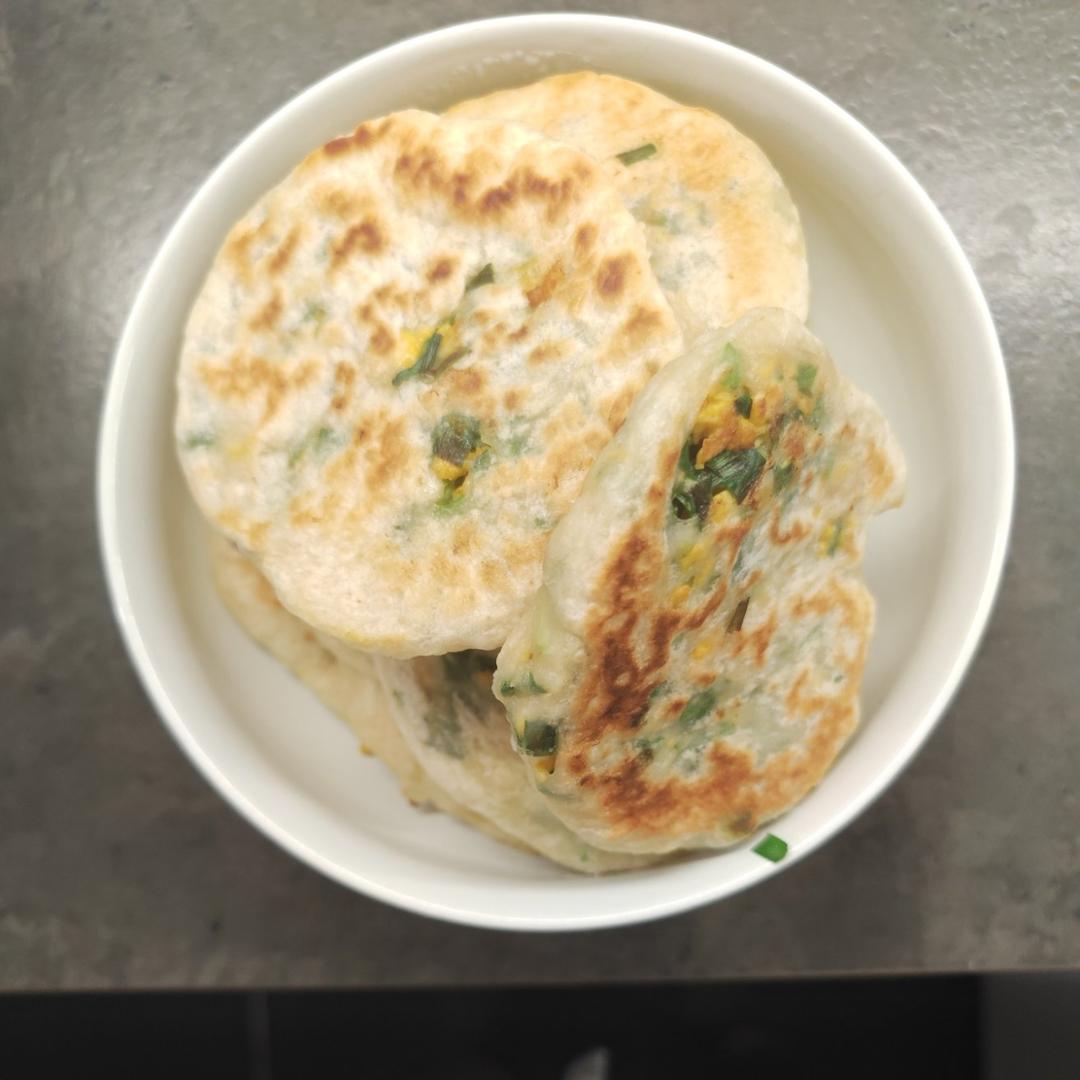 （自用）发面韭菜鸡蛋虾仁馅饼