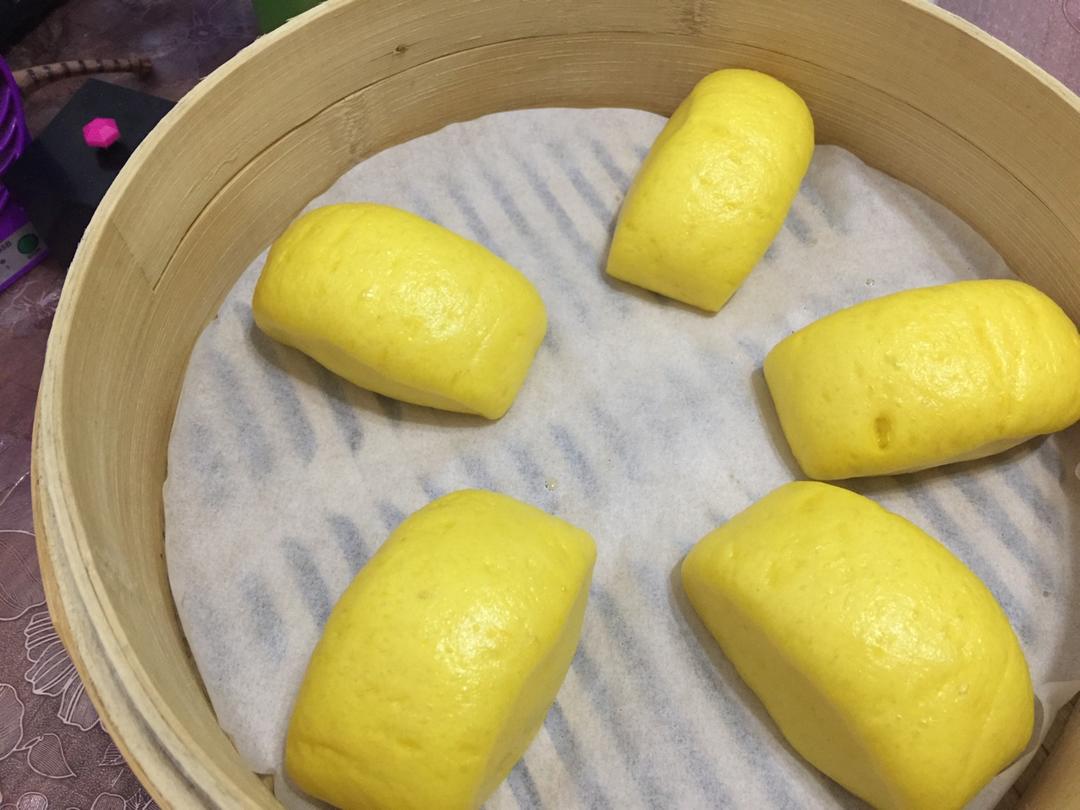 新手也可以--详解如何做出人见人爱、金黄的南瓜馒头