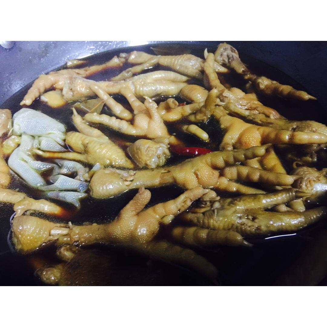 香辣卤鸡爪