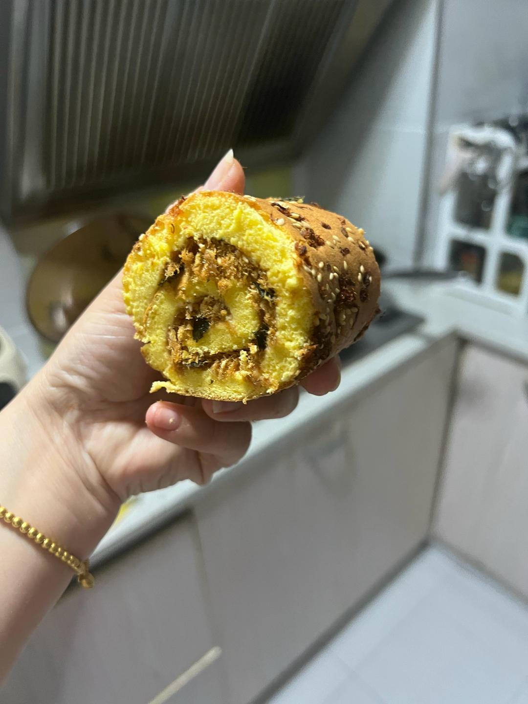 美味肉松卷-简单不开裂，零失误的蛋糕卷