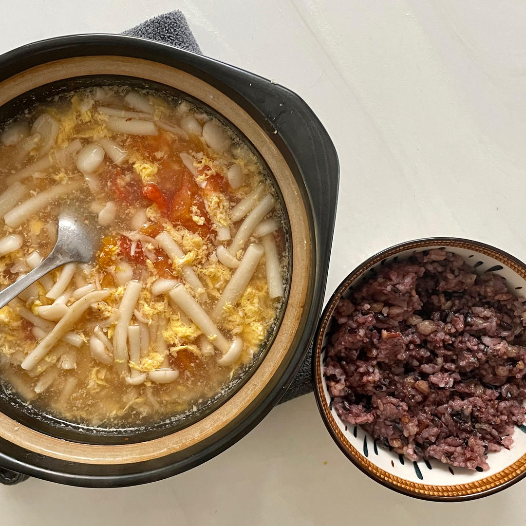 白玉菇西红柿鸡蛋汤