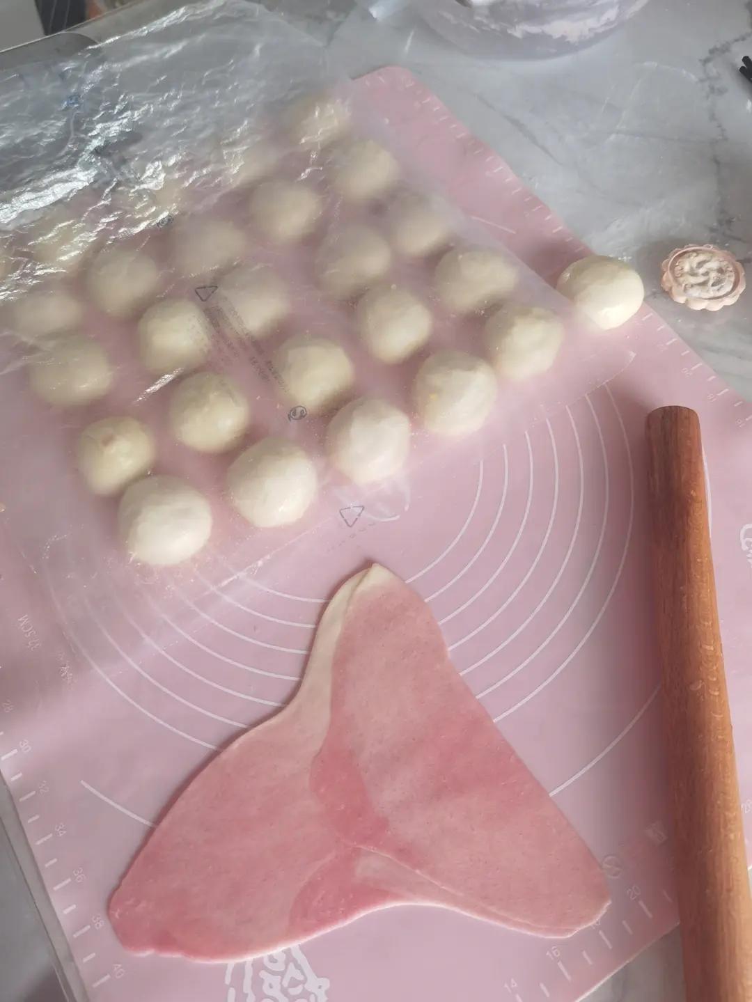 老式糕点大虾酥、牛角酥