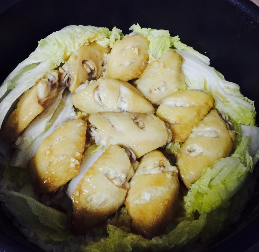 鸡翅白菜焖饭的做法